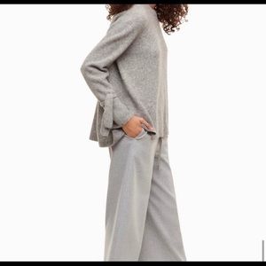 Aritzia The Group by Babaton Malcorra Sweater Grey